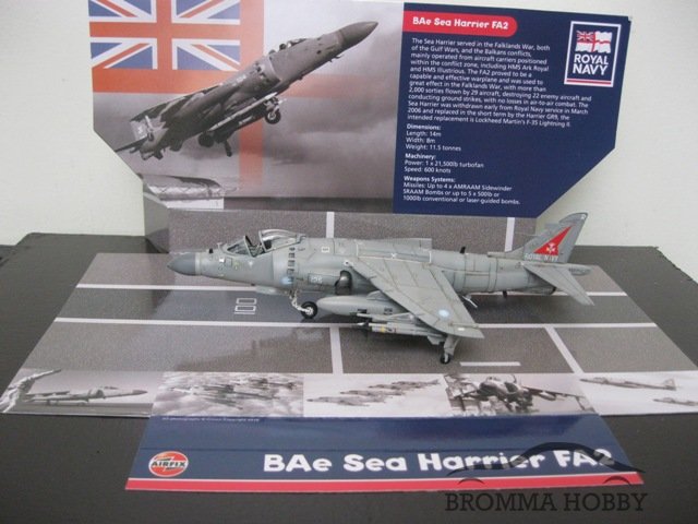 BAe Sea Harrier FA2 - Presentset - Klicka på bilden för att stänga