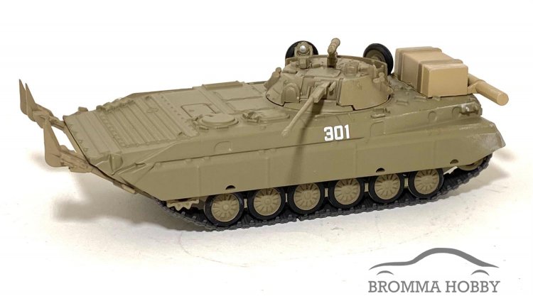 BMP-2 IFV - USSR - Click Image to Close