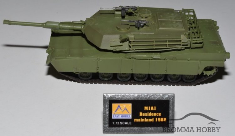 Abrams Main Battle Tank M1A1 - Klicka på bilden för att stänga