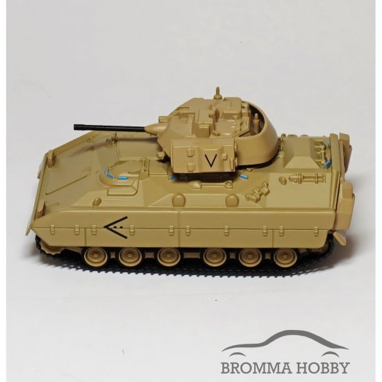 M2 Bradley Infantry Fighting Vehicle - Click Image to Close